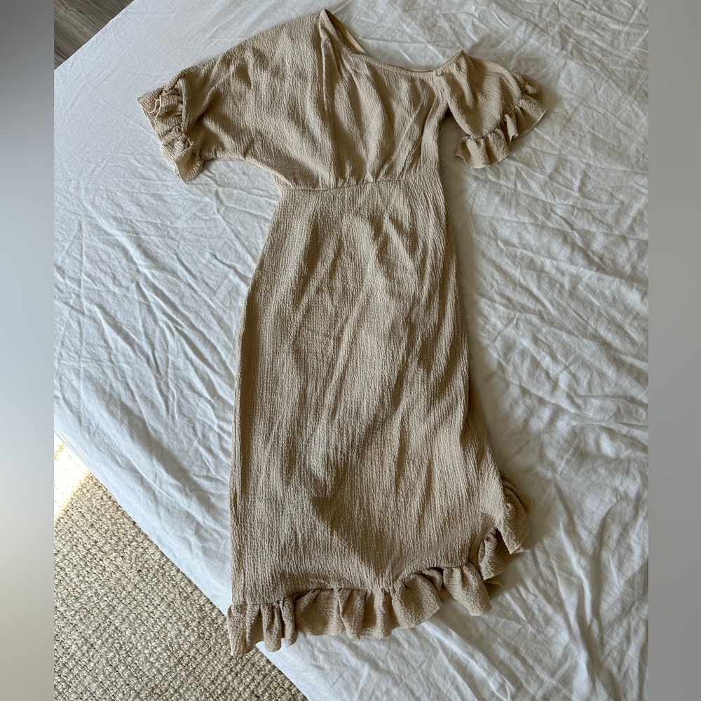 PRETTYLITTLETHING Ruffle One Shoulder Dress - Picture 5 of 8